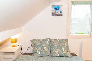 1 bedroom, Internet, bed sheets
