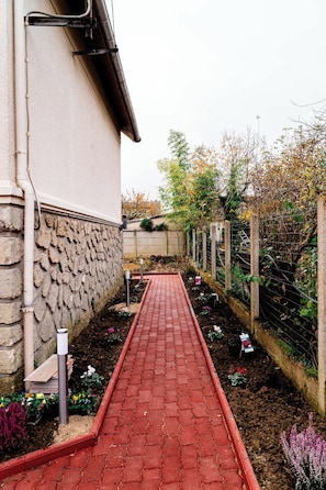 Enceinte de lâhĂ©bergement