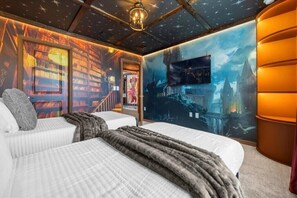 7 bedrooms, iron/ironing board, WiFi, bed sheets