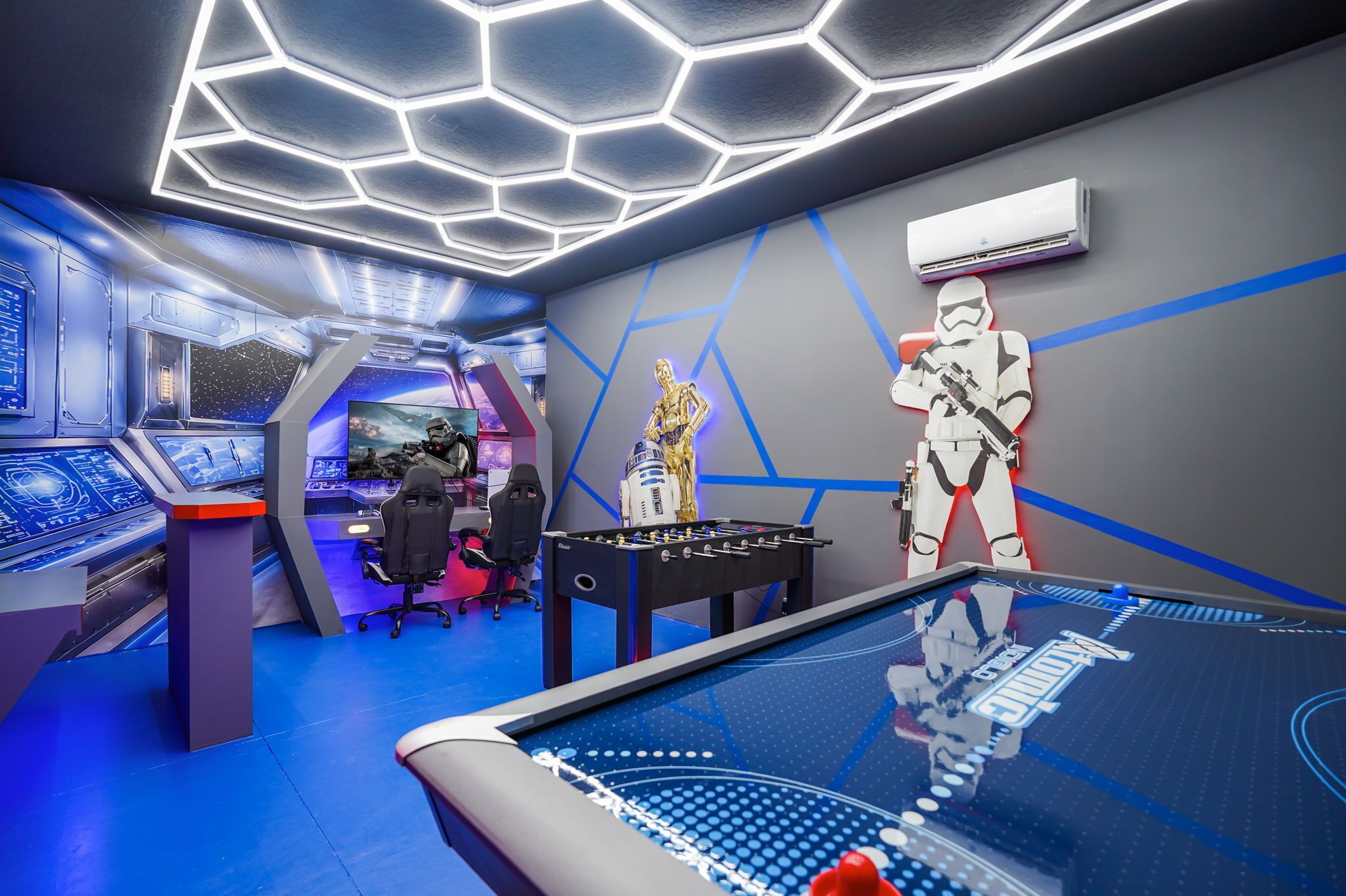 Spielezimmer