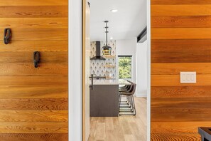 Interior - Stay @ Lone Walker (Big Sky)