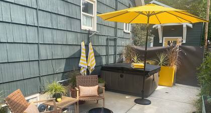 New Guest Suite in Portland's Alberta Arts District - Hot Tub too!