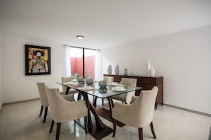 Classic Condo | Living area
