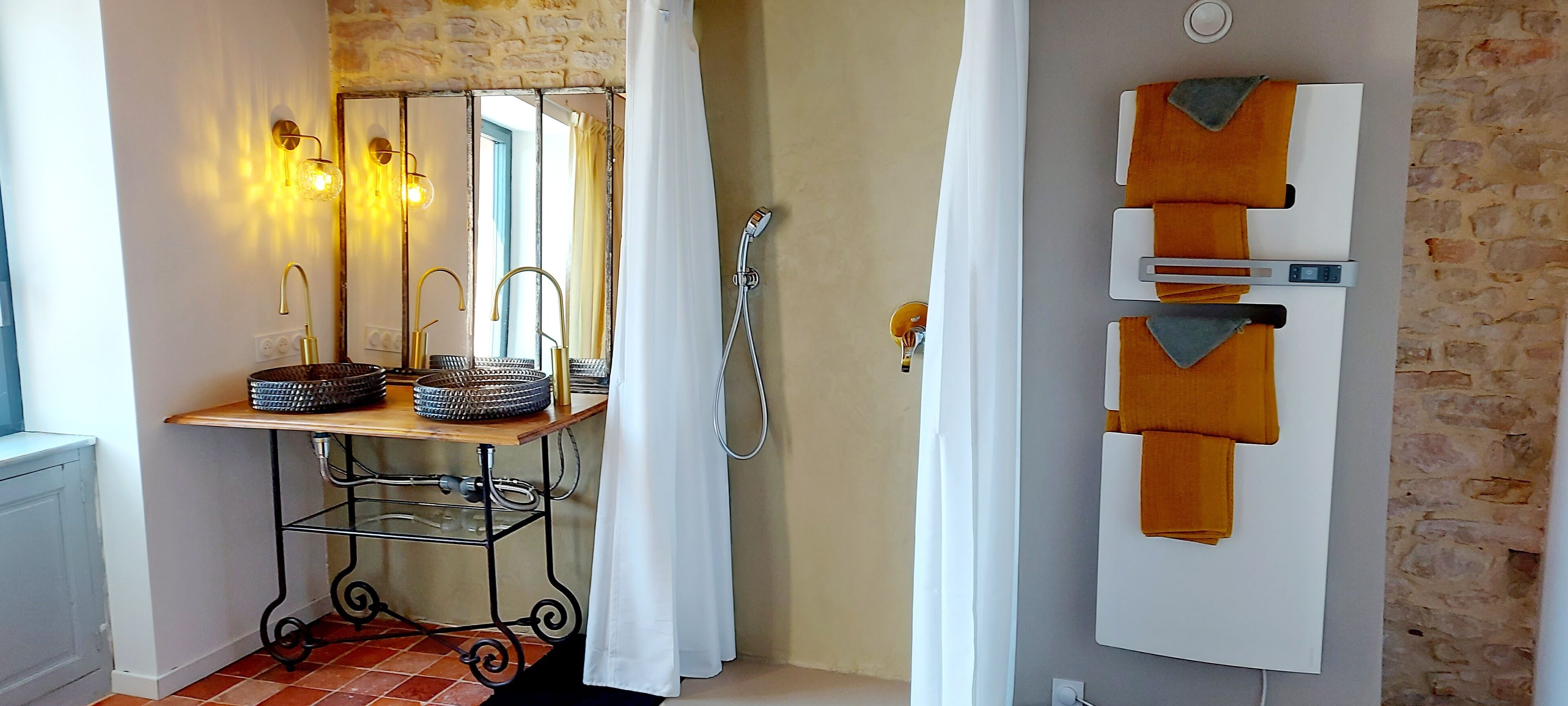 Maison, 4 chambres, piscine privée | Salle de bain