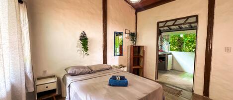 House, 1 Bedroom, Kitchen, Garden View | 1 bedroom, minibar, free WiFi, bed sheets