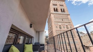 Apartemen Deluks | Teras/patio