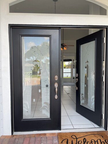 Charming 3-bedroom villa with AC and WiFi in lovely Sebastian