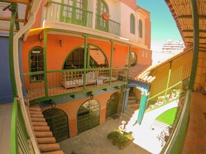Courtyard view - ANATA HOSTEL (La Paz)