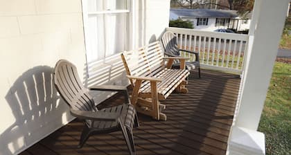 Cheerful 2 Bedroom Home In Trenton City