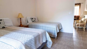 1 bedroom, iron/ironing board, free WiFi, bed sheets - The Hamlet Suites - Charming 1-bedroom apartment in Rodney Bay with AC, WiFi (Rodney Bay)