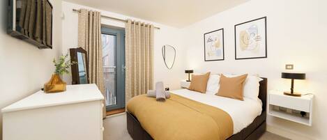 2 chambres, fer et planche Ă repasser, Wi-Fi gratuit, draps fournis