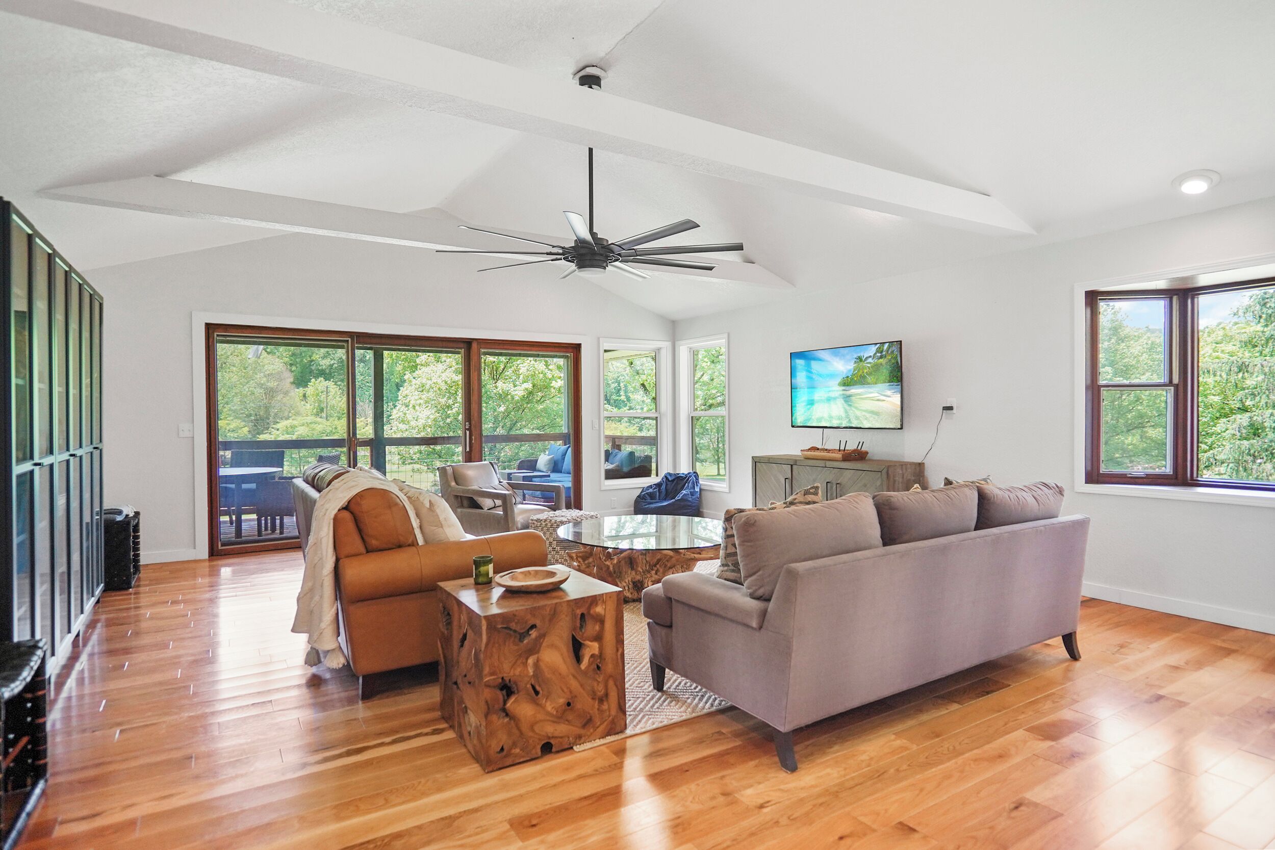 تلفزيون ذكي