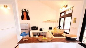 Interior - Fare Taina by Tiare Lodge (Vai'anae)