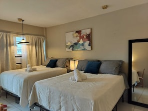 2 bedrooms, iron/ironing board, WiFi, bed sheets
