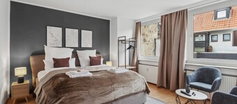 Charysma: Billiard loft | pedestrian zone | bedroom with smart TV | parking lot