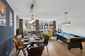 Spielezimmer