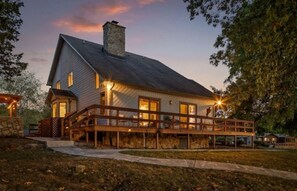 Exterior - Hiwassee Riverfront 3 BR House (Decatur)