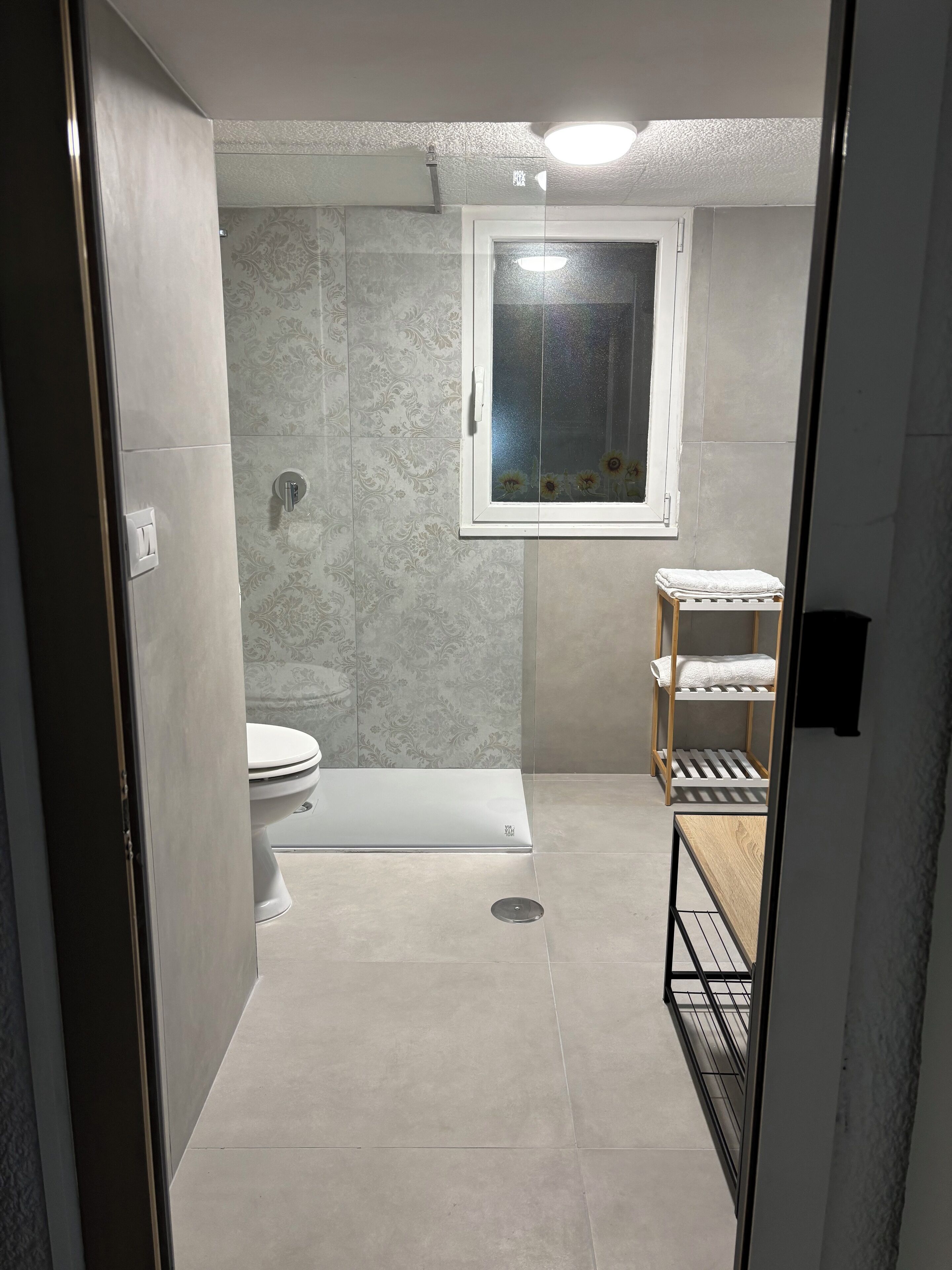 Family Studio | Minibar, blackout curtains, iron/ironing board, free WiFi