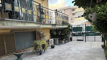 Extérieur