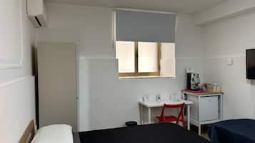 Zimmer | Minibar, Verdunkelungsvorhänge, Bügeleisen/Bügelbrett, kostenloses WLAN