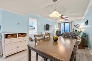 Dining - Phoenix I 1097 (Orange Beach)