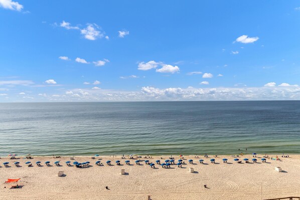 Beach - Phoenix I 1097 (Orange Beach)