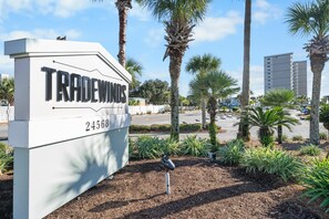 Condo, 1 King Bed with Sofa bed (Tradewinds 1103) | Property grounds