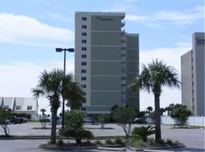 Condo, 1 King Bed with Sofa bed (Tradewinds 1103) | Exterior