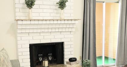 Cozy Getaway in Houston