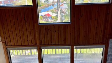 Peis og stereoanlegg