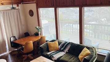 壁炉、立体声音响