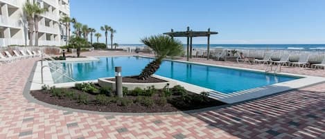 Condo, Multiple Beds (White Caps 302) | Pool