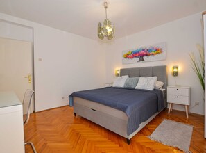 1 quarto, ferros/tábuas de passar roupa, Wi-Fi, roupa de cama