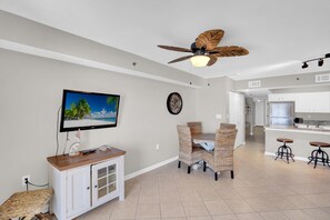 Appart'hôtel, 1 grand lit et 1 canapé-lit (Four Winds 103) | Intérieur