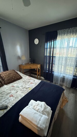 1 bedroom, iron/ironing board, free WiFi
