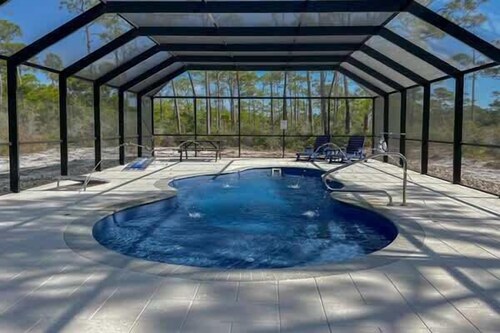 "Mayberry on Bayberry" Private pool Sleeps 10