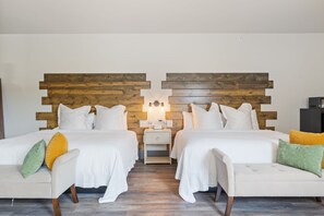 9 bedrooms, iron/ironing board, WiFi, bed sheets