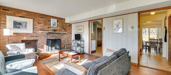 Quiet Catskill Getaway w/ Fire Pit - Near Hiking!