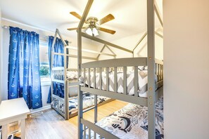 5 quartos, ferros/tábuas de passar roupa, berço de viagem, Wi-Fi