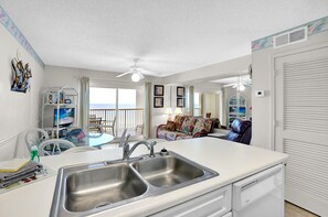 Appart'hôtel, 1 très grand lit et 1 canapé-lit (Tradewinds 903) | Intérieur