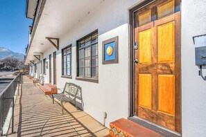 Exterior - The San Ayre Court (Colorado Springs)