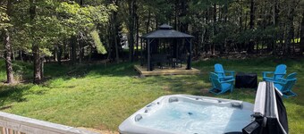 Cozy 3-bedroom cottage with AC and WiFi in lovely Albrightsville
