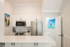 Fridge, microwave, oven, stovetop - Southern Escape at Truman Annex - 2 Bed / 2.5 Bath with Parking & Shared Pool (Key West)
