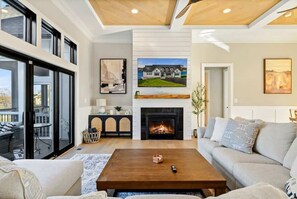 Smart TV, fireplace, video games, offices