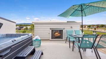 Townhouse, Beberapa Tempat Tidur, hot tub, pemandangan gunung (908 Jerome 1 and 4 - Group Listing) | Tempat makan outdoor