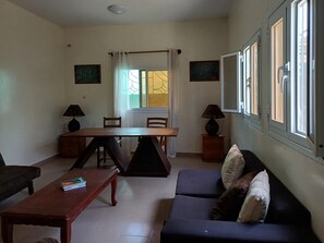 Khu phòng khách