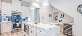 Charming 3-Bedroom Luxury Home 5Min -> Downtown, NRG and Medical Center.