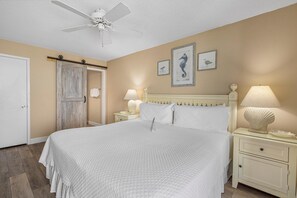 Condo, Multiple Beds (Wind Drift 702E)