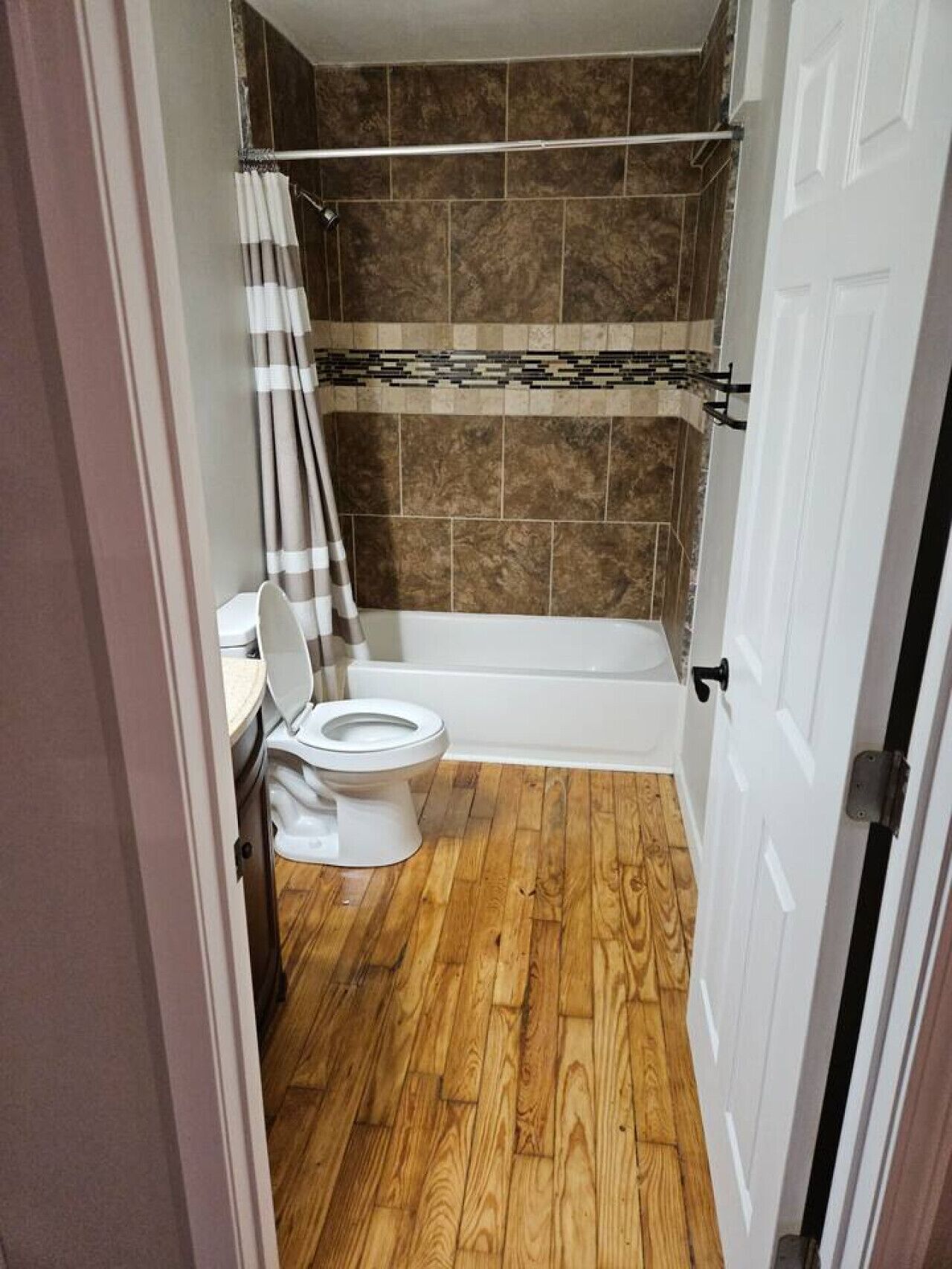 ヘアドライヤー、タオル