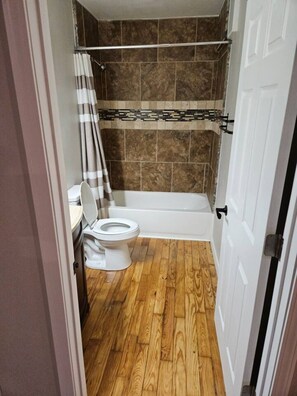 ヘアドライヤー、タオル